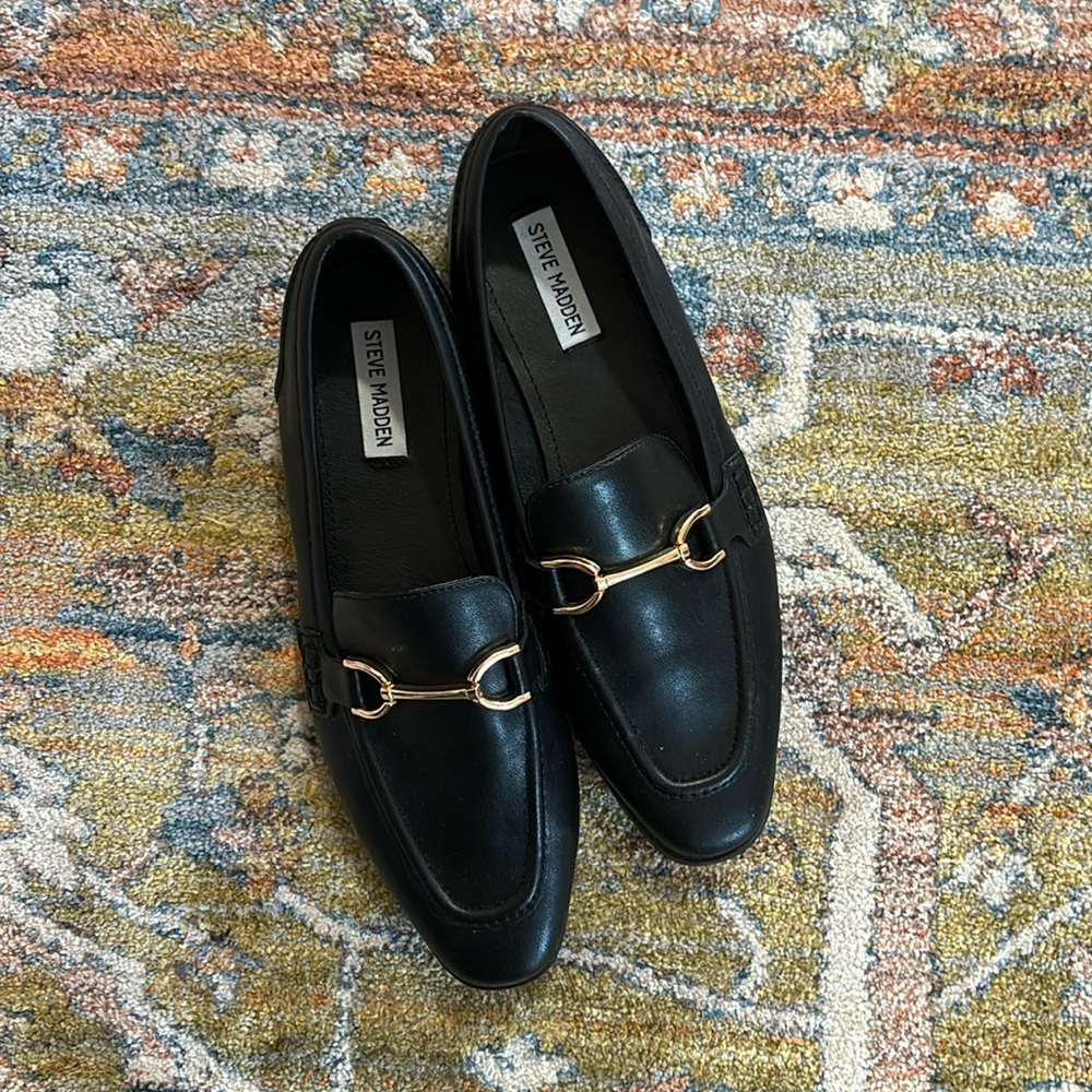 Steve Madden leather loafers